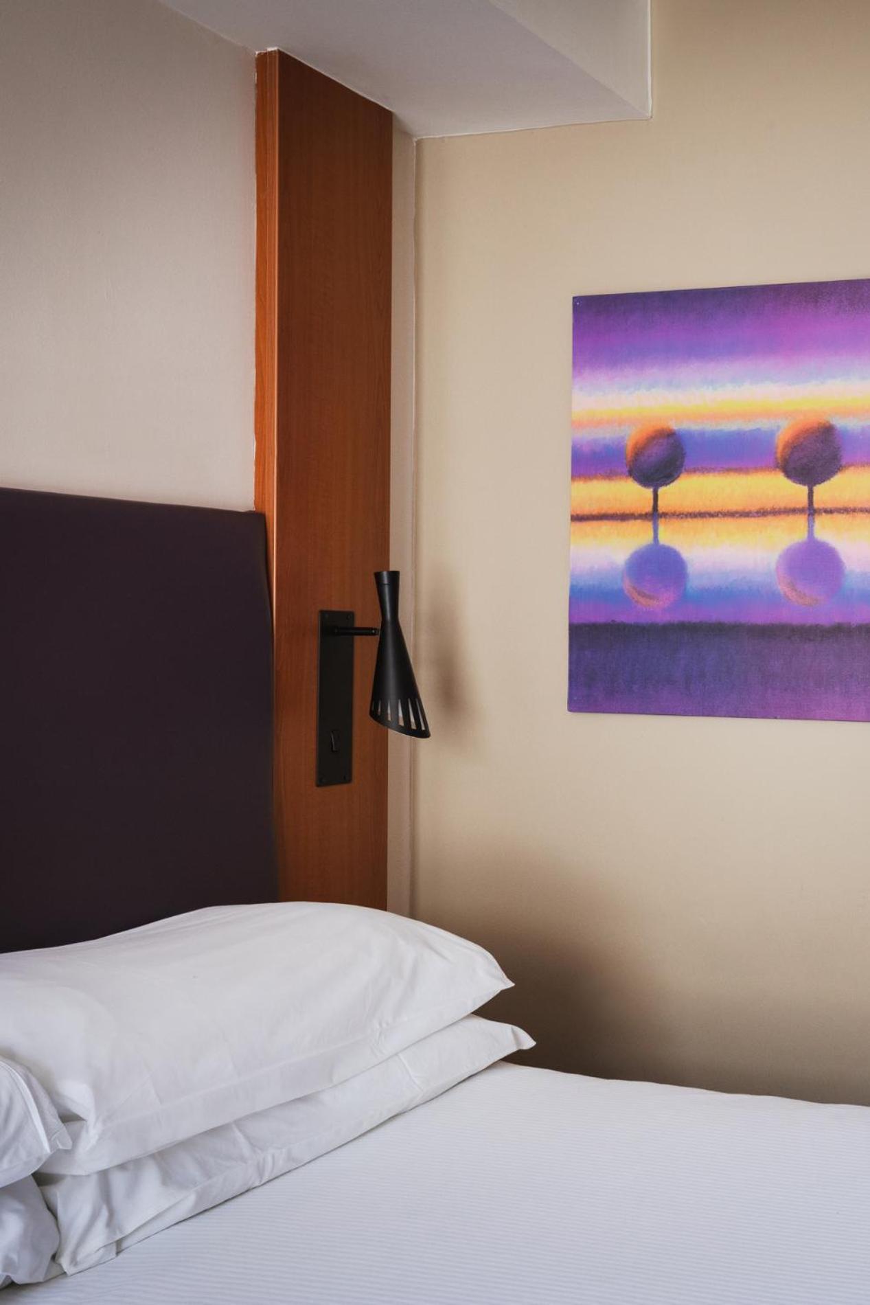 The Highwayman Hotel Честерфилд Экстерьер фото