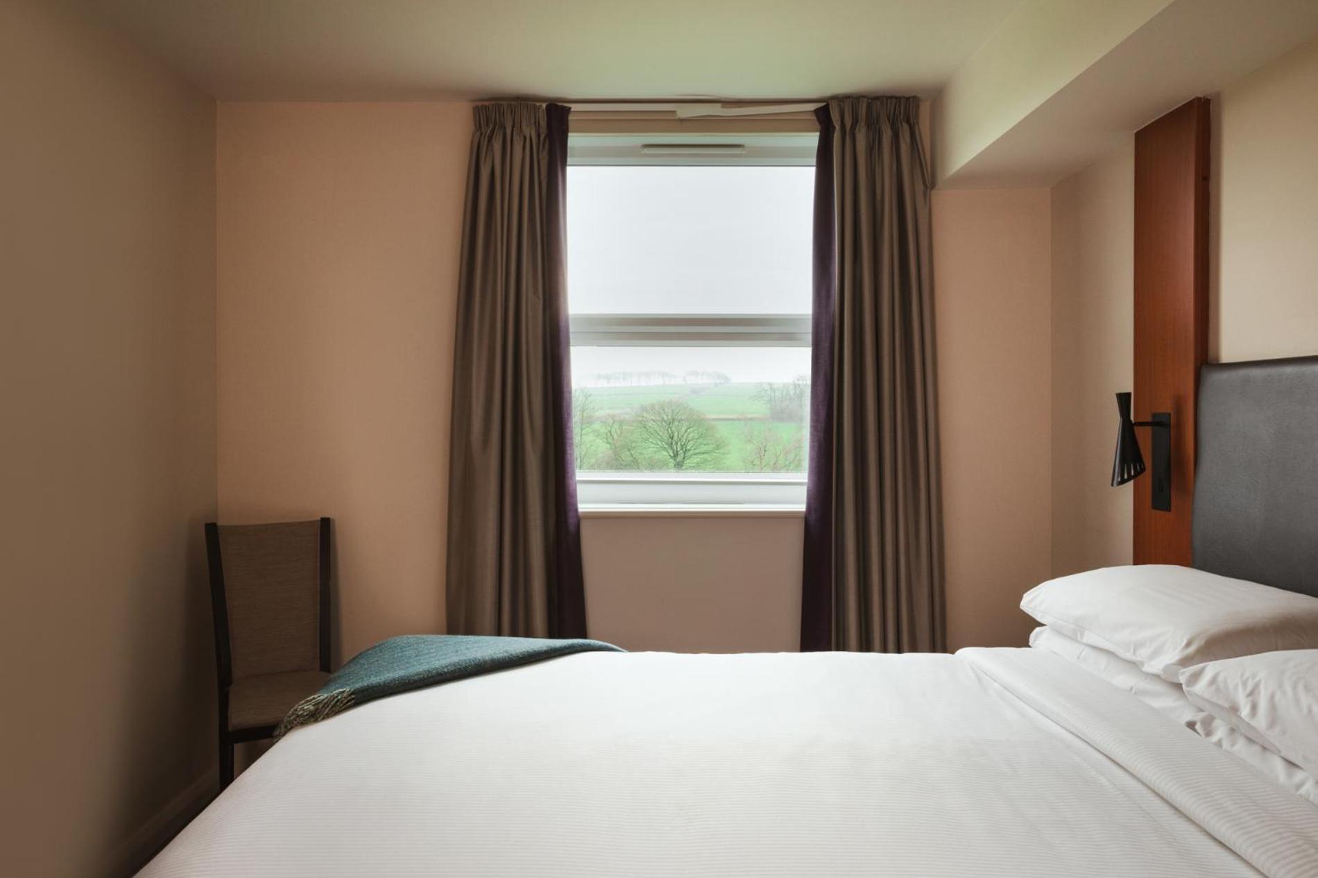 The Highwayman Hotel Честерфилд Экстерьер фото